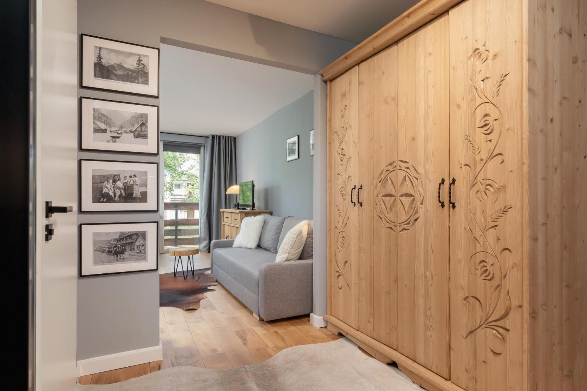 Apartment Atmospheric Next To Krupowki By Renters